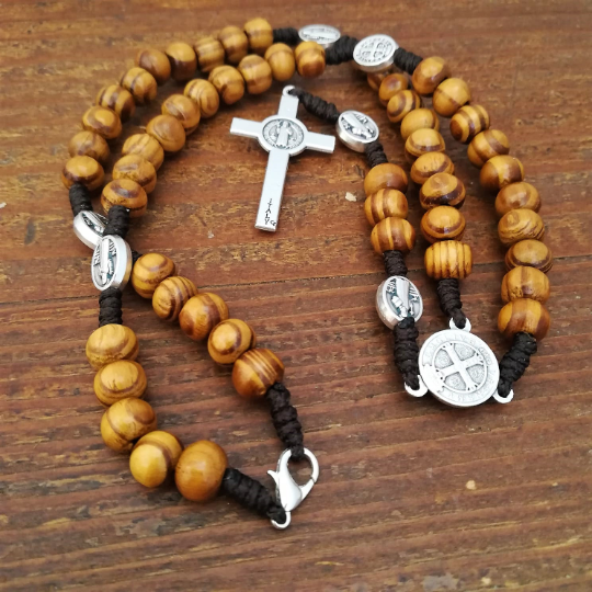 St. Benedict Rosary Beads In Black Wood – Made In Italy | The Italian Jewelry Company - Foto 2