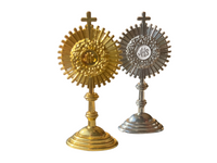 
              Catholic Monstrance In Silver And Gold Color
            